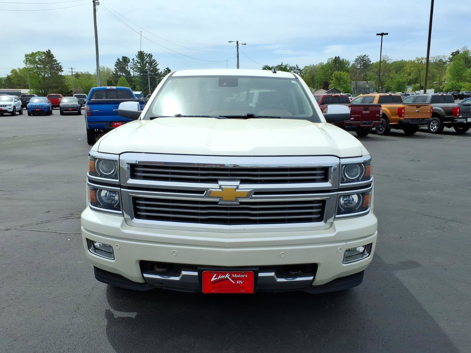 Used 2014 Chevrolet Silverado 1500 High Country w/ High Country Premium Package AWD/4WD image 9