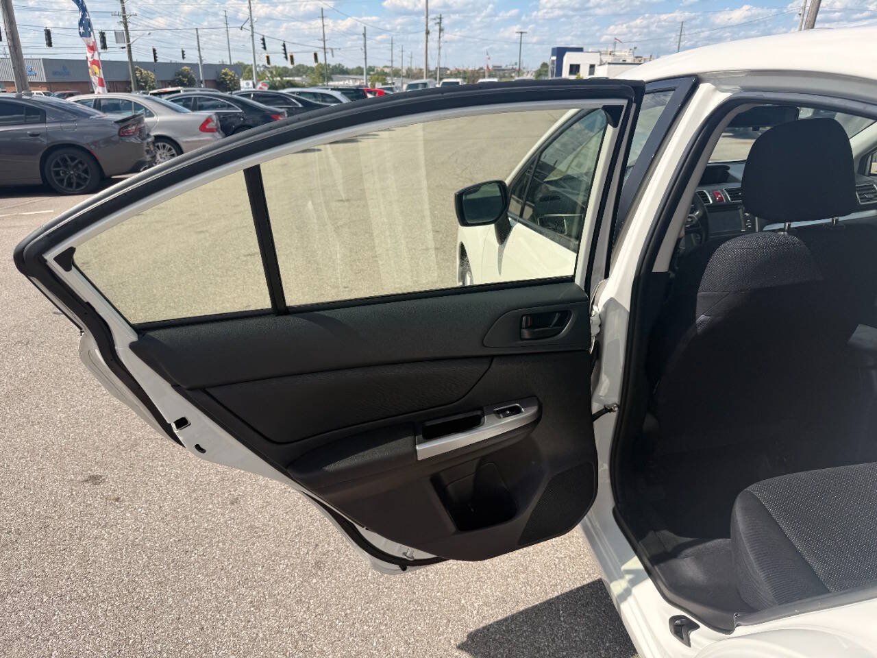 Used 2015 Subaru Impreza 2.0i AWD/4WD image 17