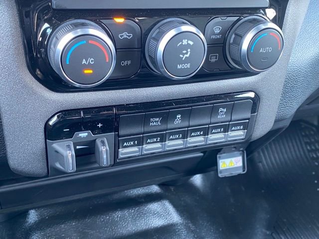 New 2023 RAM 3500 Tradesman w/ Safety Group image 22
