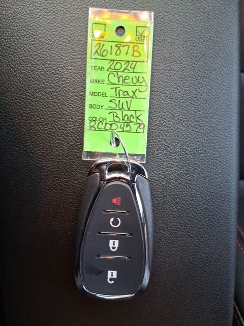 Used 2024 Chevrolet Trax RS w/ Driver Confidence Package image 19