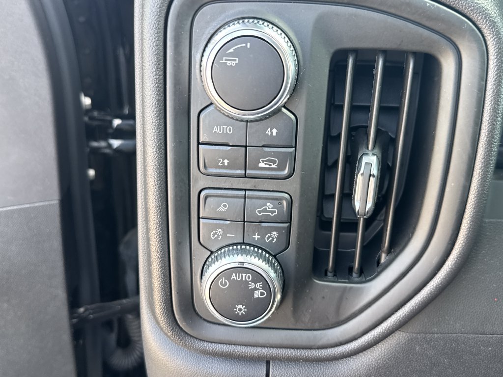 Used 2025 GMC Sierra 1500 Pro w/ Pro Value Package AWD/4WD image 13