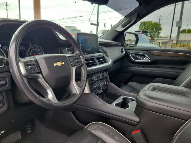 Used 2021 Chevrolet Tahoe Premier w/ Premium Package RWD image 14