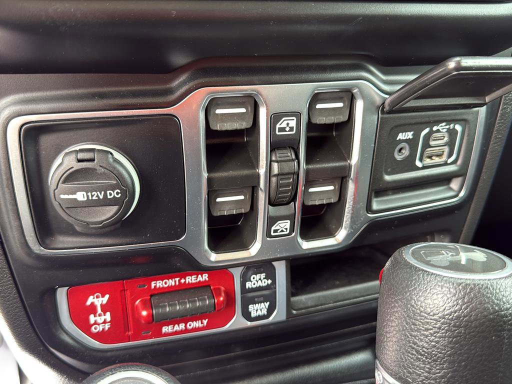Used 2022 Jeep Wrangler Unlimited Rubicon AWD/4WD image 29