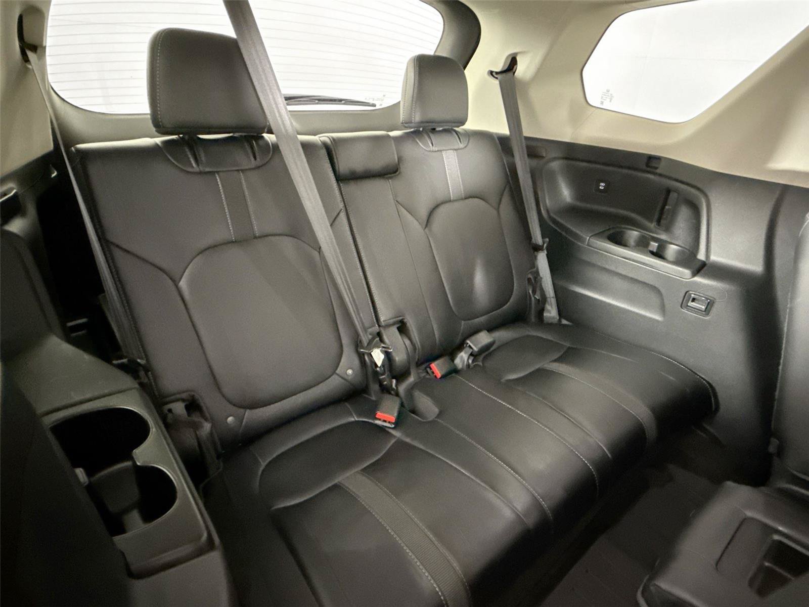 Used 2025 Honda Pilot EX-L image 41