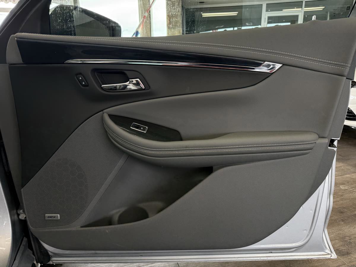 Used 2019 Chevrolet Impala Premier w/ Premier Confidence Package FWD image 28