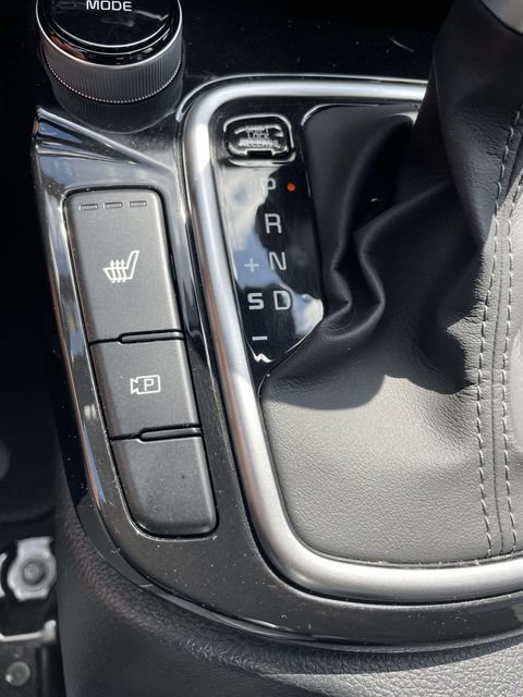 Certified 2024 Kia Seltos EX FWD image 30