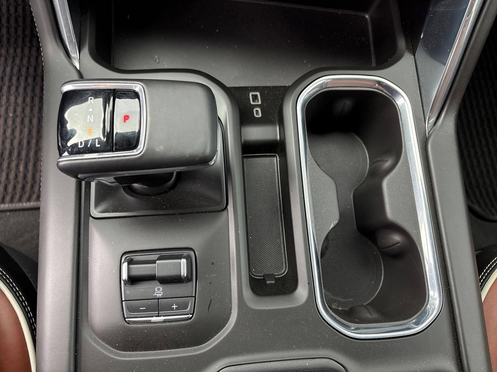Used 2025 GMC Sierra 1500 Denali Ultimate AWD/4WD image 19