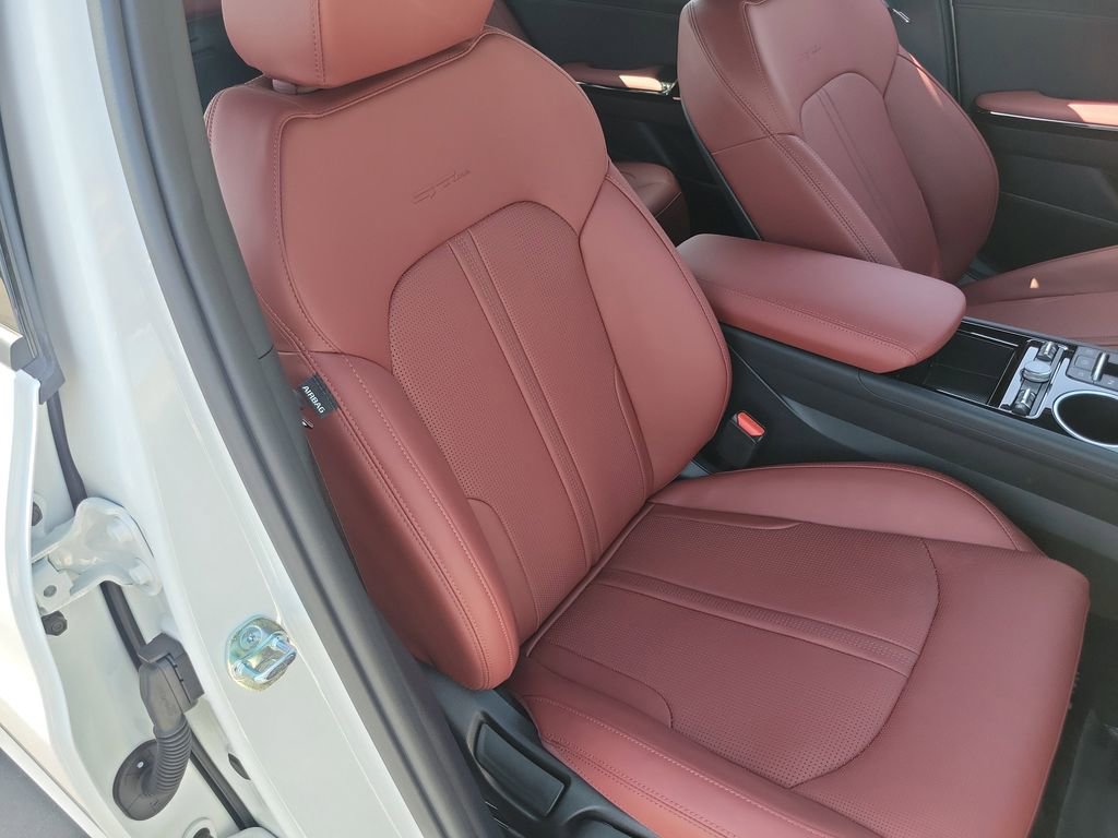 Used 2026 Kia K5 GT-Line w/ GT-Line Premium Package FWD image 20