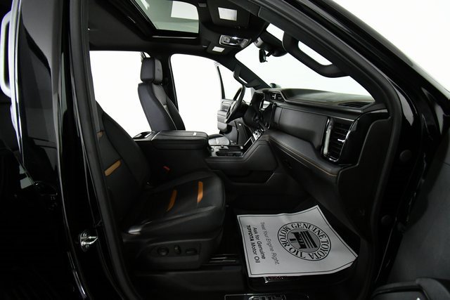 Used 2024 GMC Sierra 2500 AT4 w/ AT4 Premium Plus Package image 22