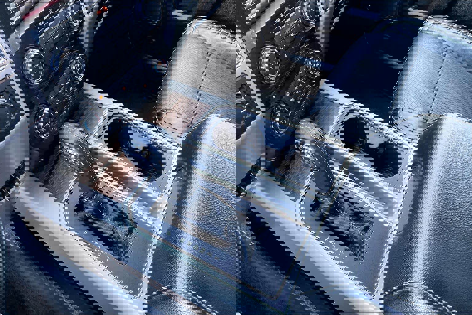 Used 2015 Ford F150 Lariat image 17