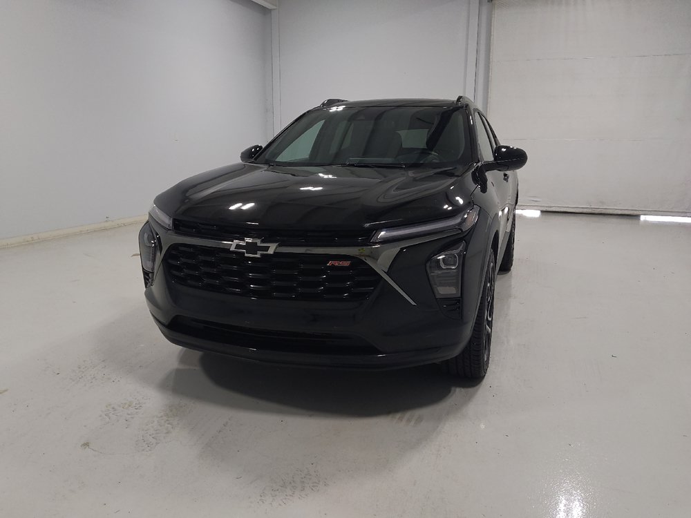 Used 2025 Chevrolet Trax RS w/ Driver Confidence Package FWD image 15