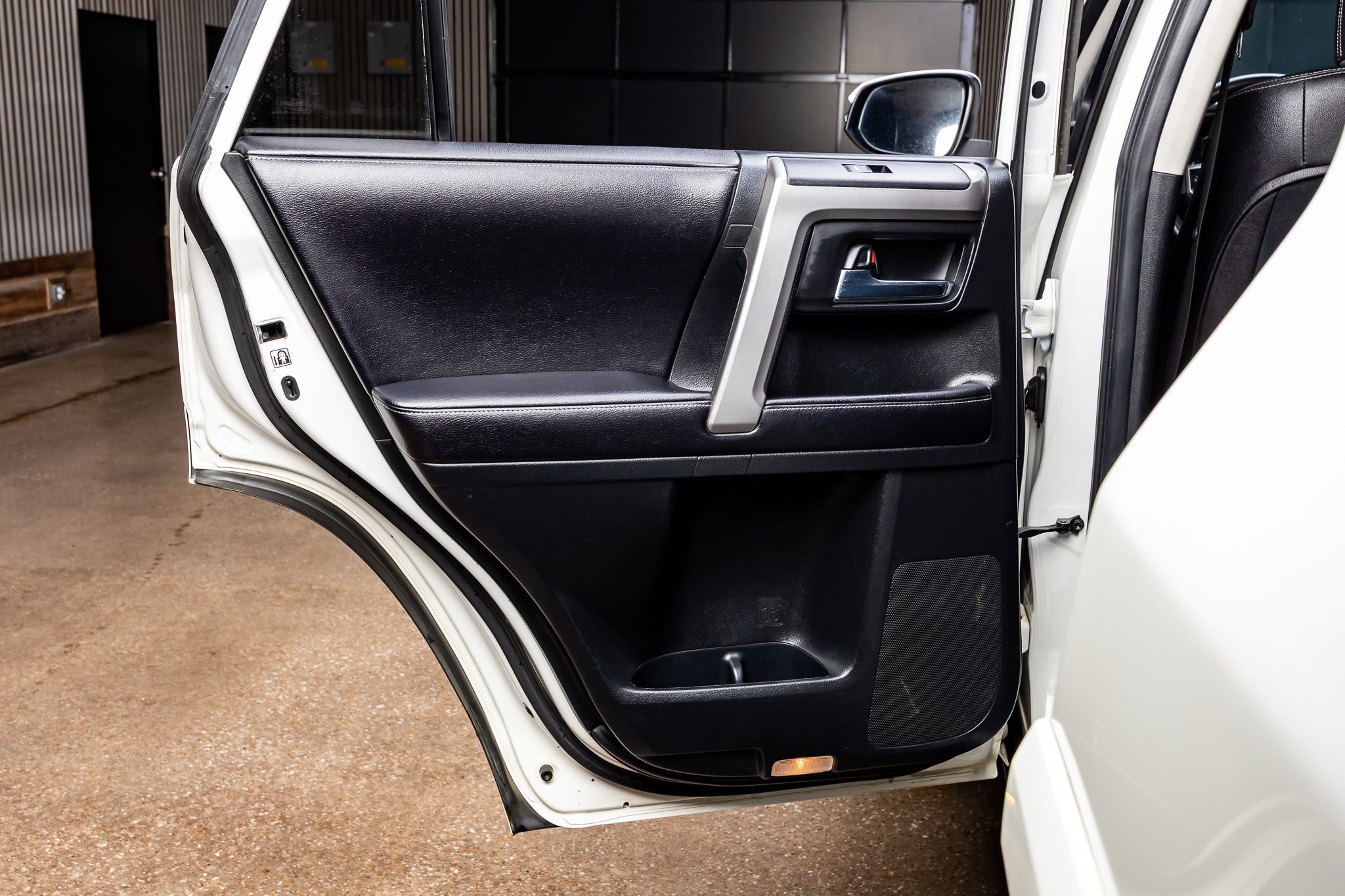 Used 2017 Toyota 4Runner TRD Off-Road Premium image 36