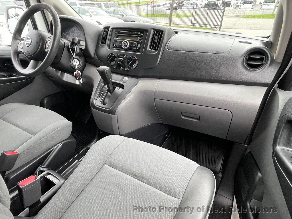 Used 2017 Nissan NV200 SV w/ Back Door Glass Package FWD image 12