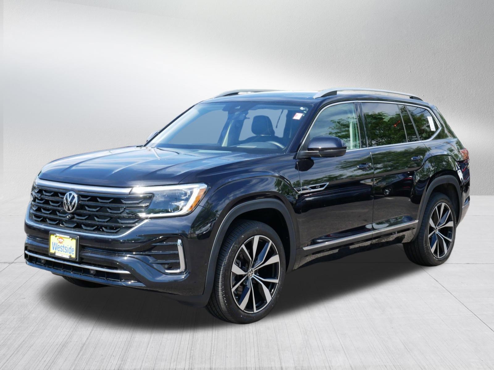 Used 2024 Volkswagen Atlas SEL Premium R-Line AWD/4WD image 3