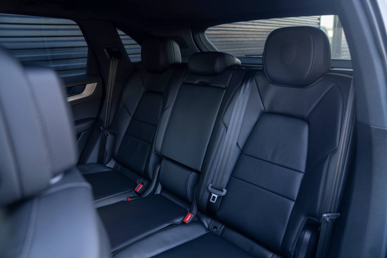 New 2026 Porsche Cayenne S AWD/4WD image 26