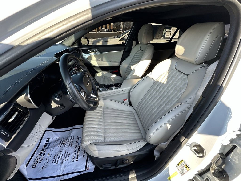 Used 2022 Genesis G70 2.0T w/ Prestige Package image 3