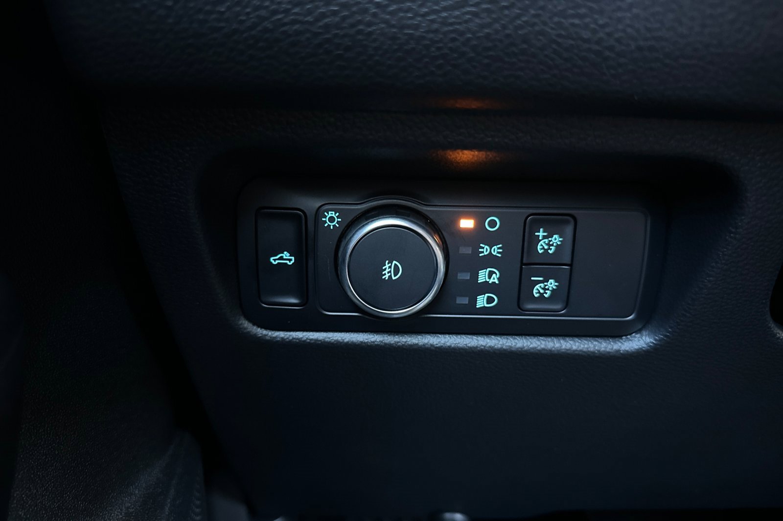 New 2025 Ford Ranger XLT w/ Black Appearance Package image 25