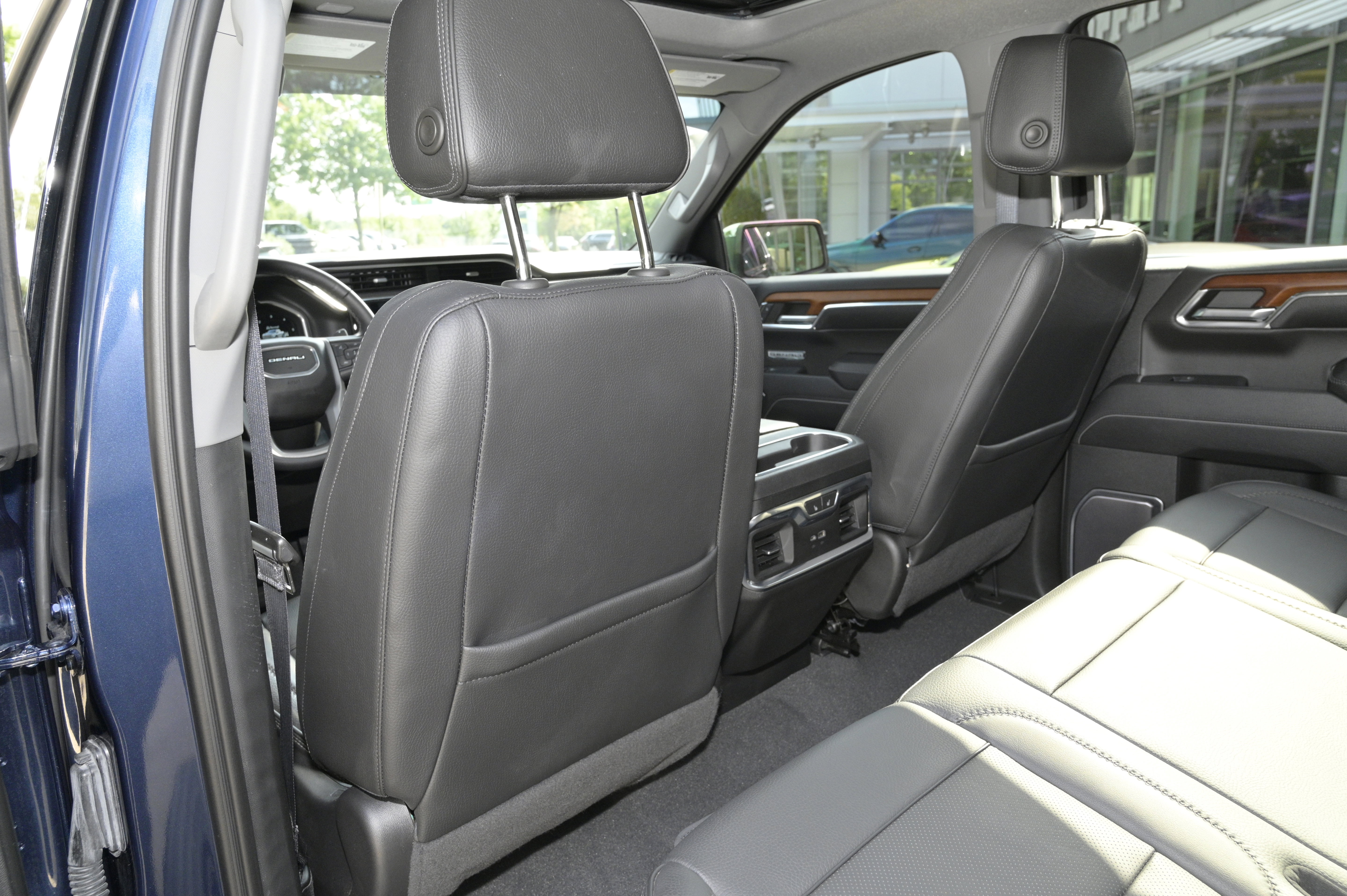 Used 2023 GMC Sierra 1500 Denali w/ Denali Reserve Package image 34