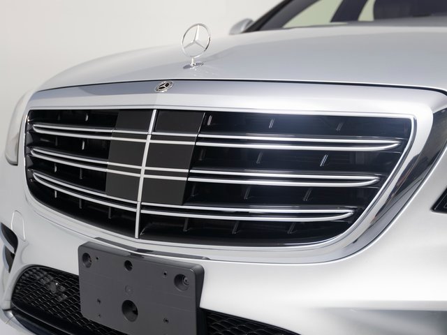 Used 2019 Mercedes-Benz S 560 Sedan w/ AMG Line Exterior image 36