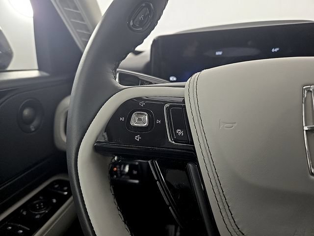 New 2026 Lincoln Aviator Reserve w/ Jet Appearance Package RWD image 19
