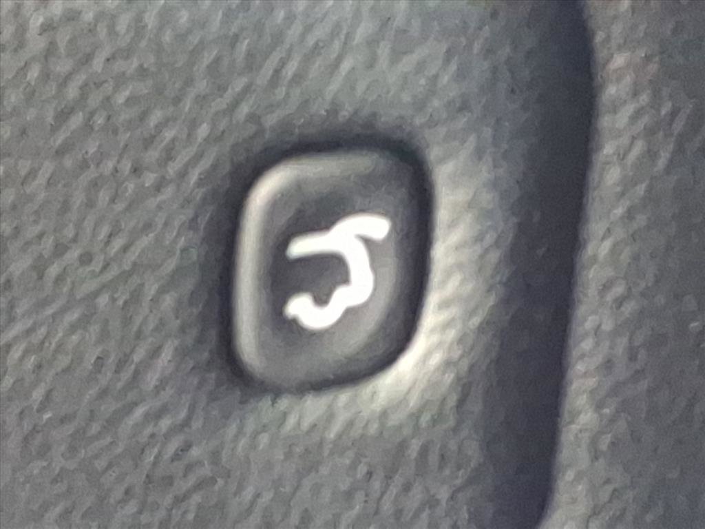 Used 2023 Dodge Durango GT image 35