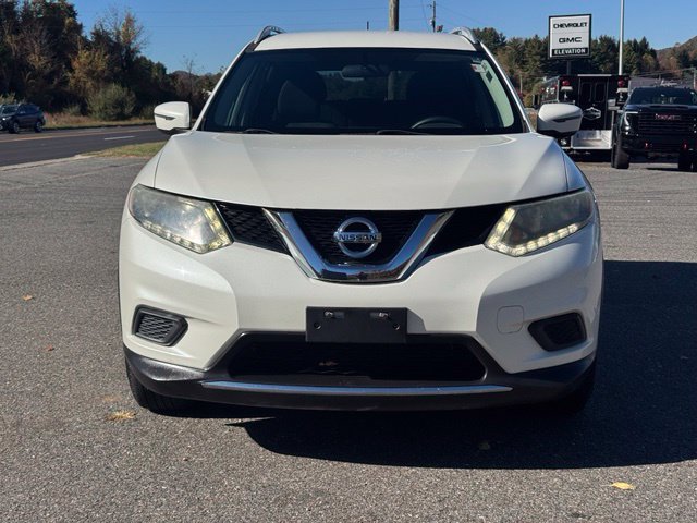 Used 2016 Nissan Rogue SV w/ SV Family Package AWD/4WD image 11