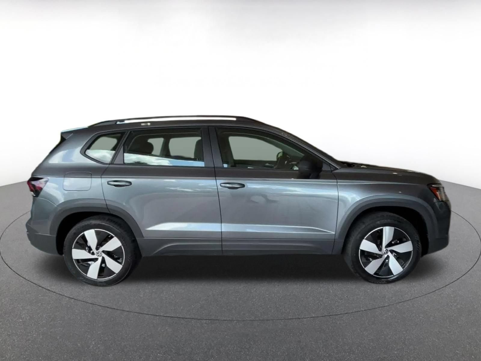 Used 2026 Volkswagen Taos S AWD/4WD image 15