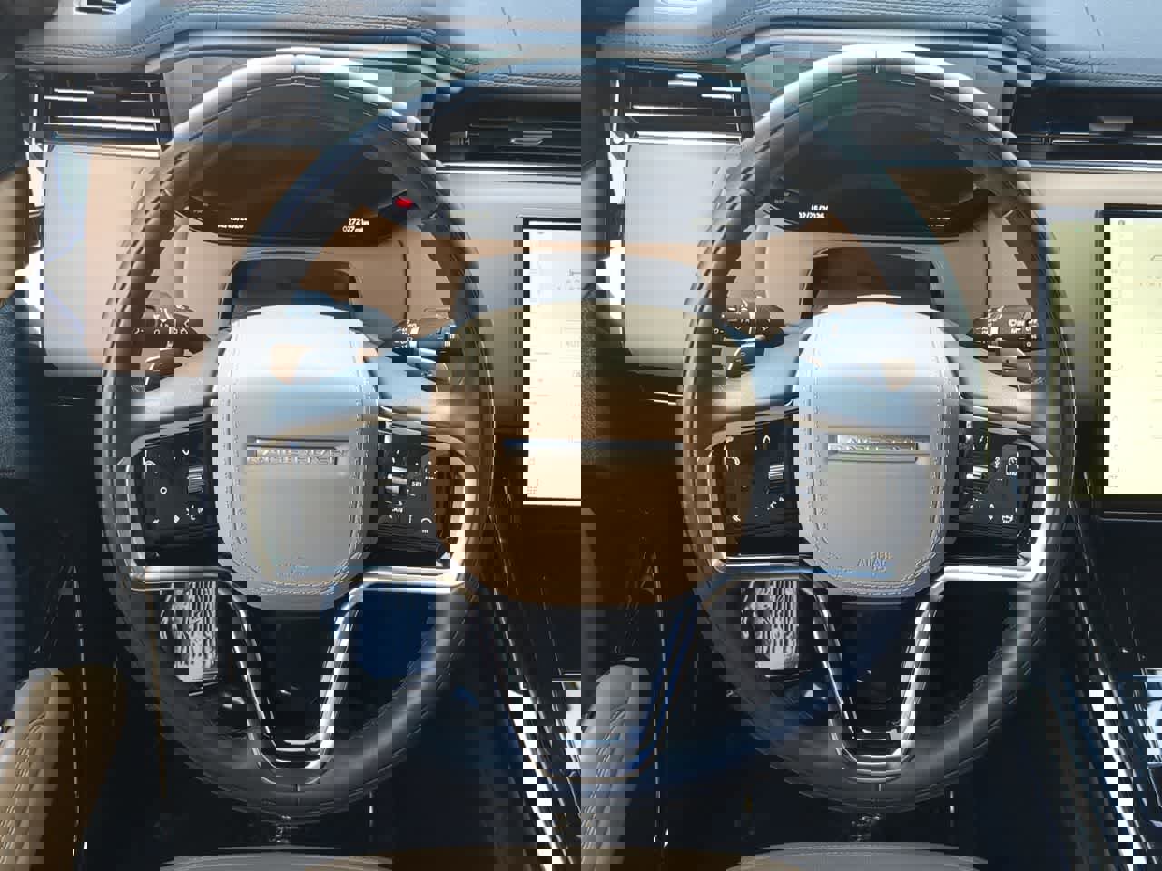 Used 2025 Land Rover Range Rover Sport SE image 23