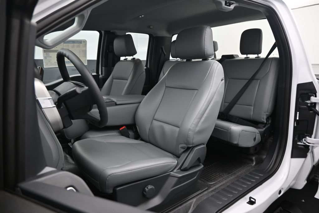 New 2026 Ford F350 XL w/ XL Driver Assist Package AWD/4WD image 7