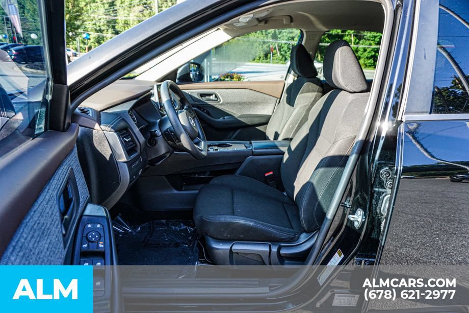 Used 2023 Nissan Rogue S FWD image 18