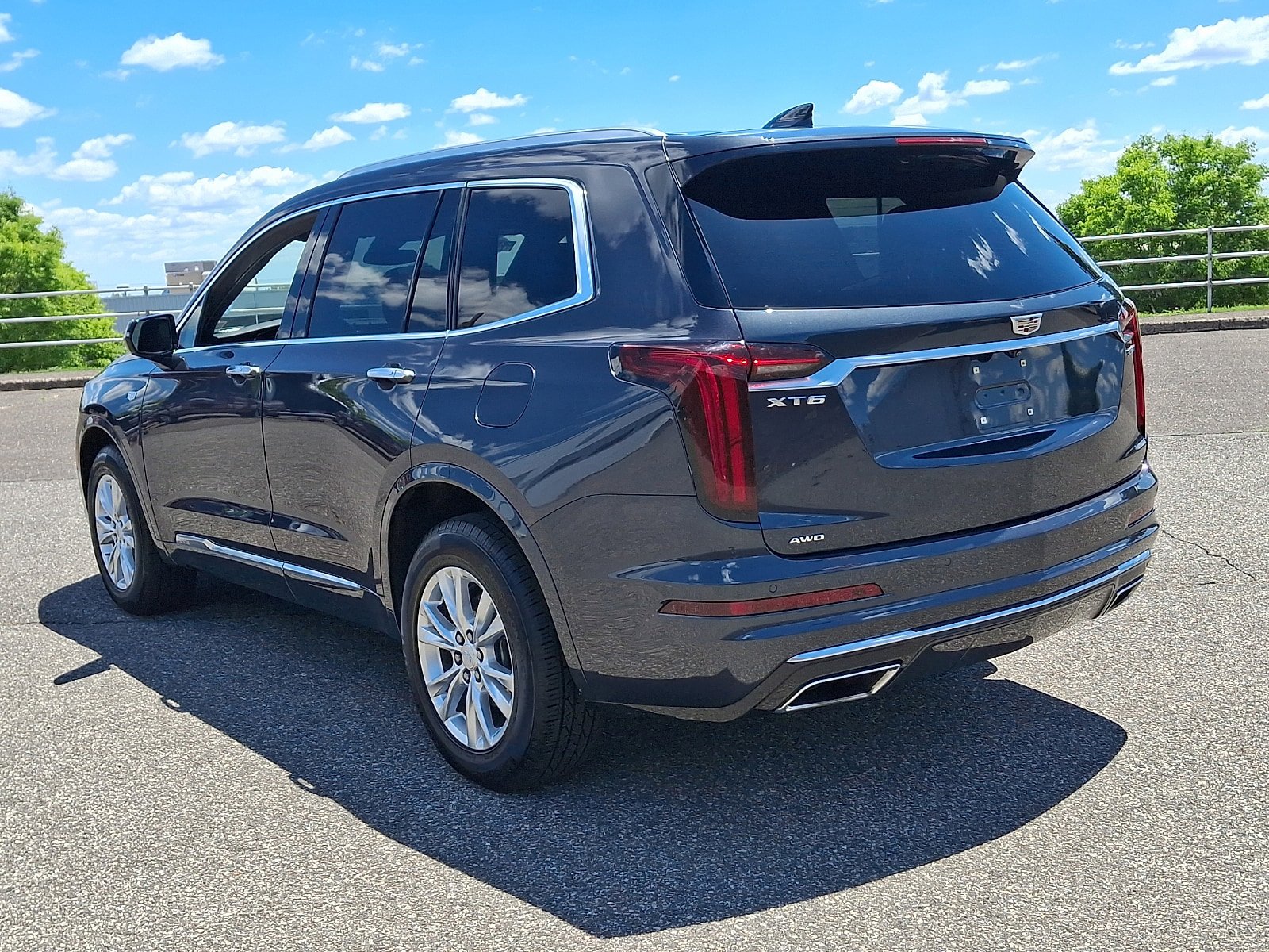 Used 2022 Cadillac XT6 Luxury AWD/4WD image 4