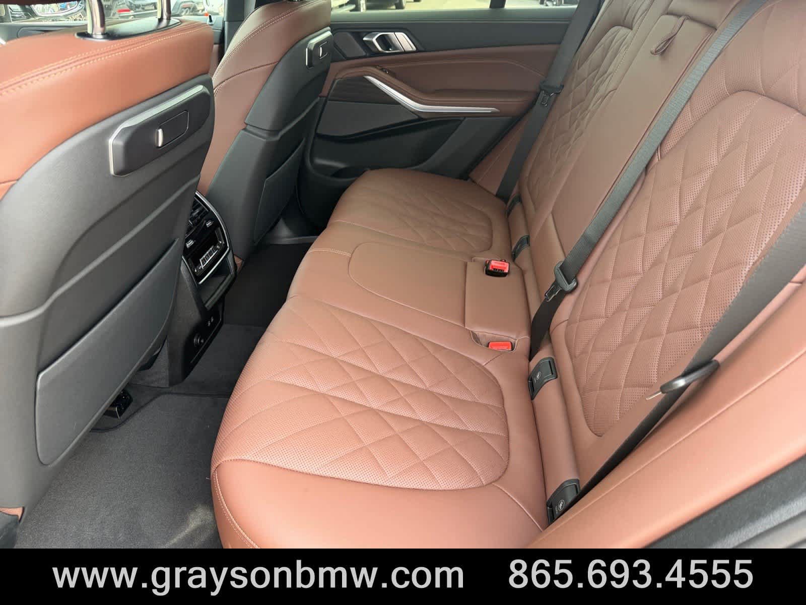 Used 2026 BMW X5 xDrive50e w/ M Sport Package AWD/4WD image 14