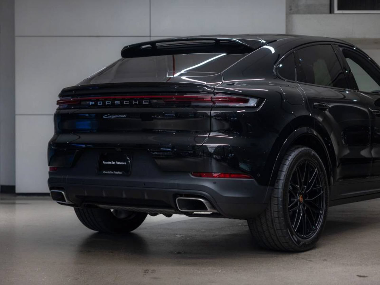 Certified 2026 Porsche Cayenne Coupe AWD/4WD image 15