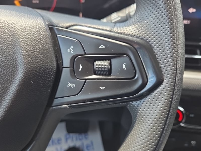Used 2025 Chevrolet TrailBlazer LT AWD/4WD image 29
