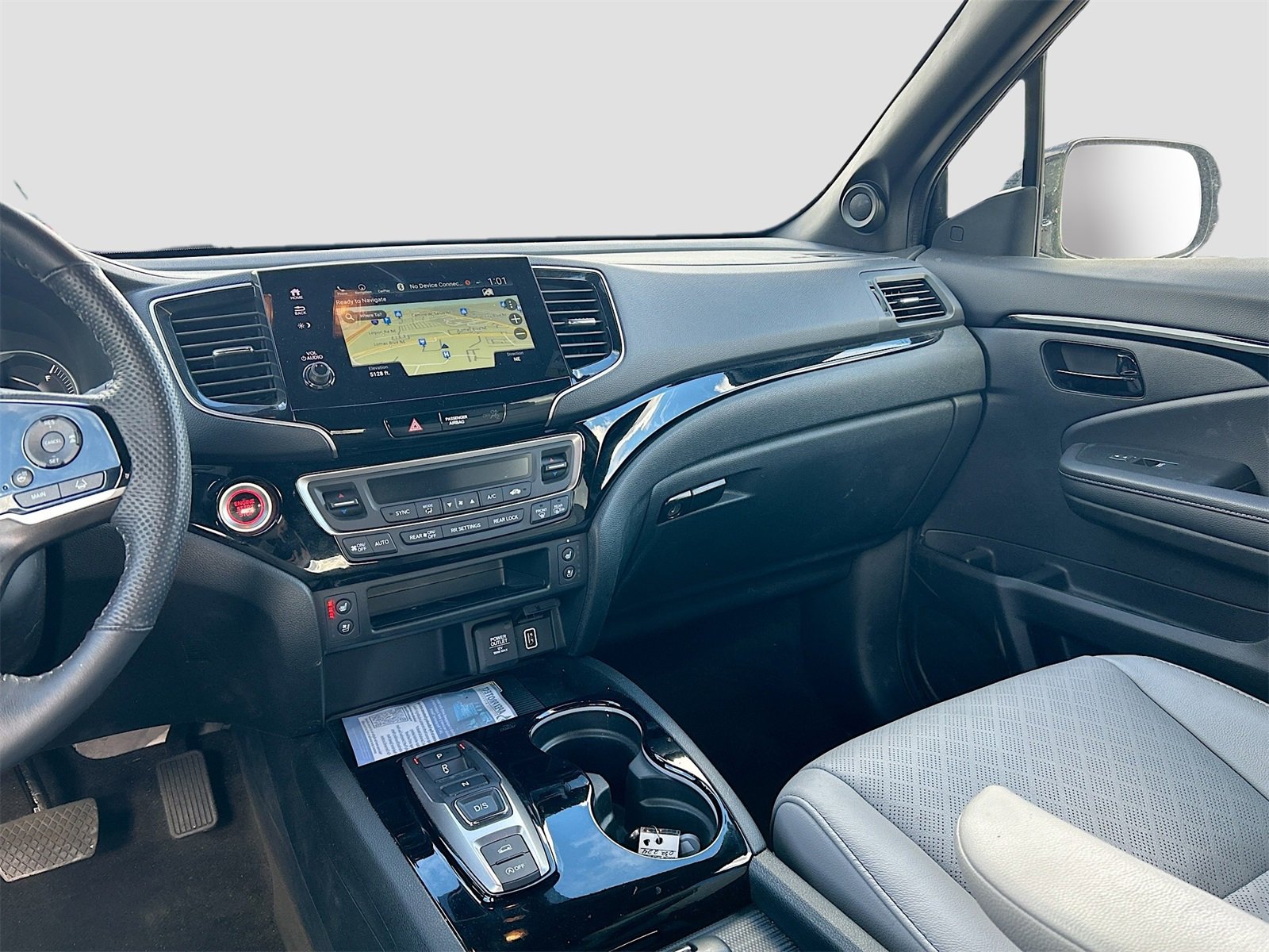 Used 2023 Honda Passport Elite image 25