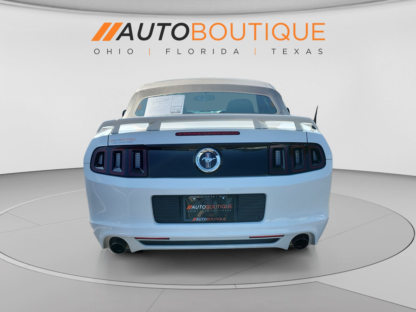 Used 2014 Ford Mustang Convertible w/ Equipment Group 102A RWD image 4