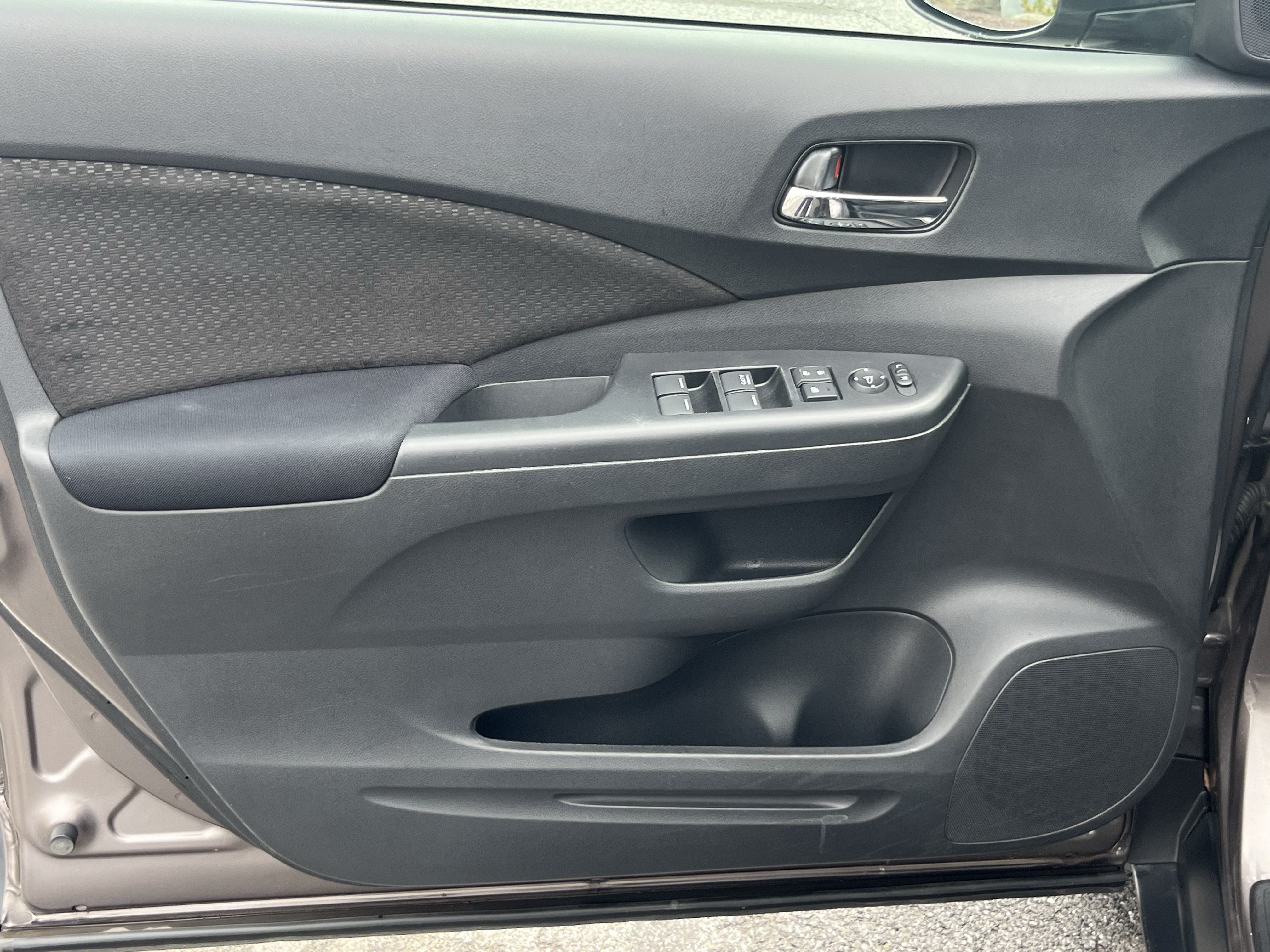 Used 2016 Honda CR-V EX image 19