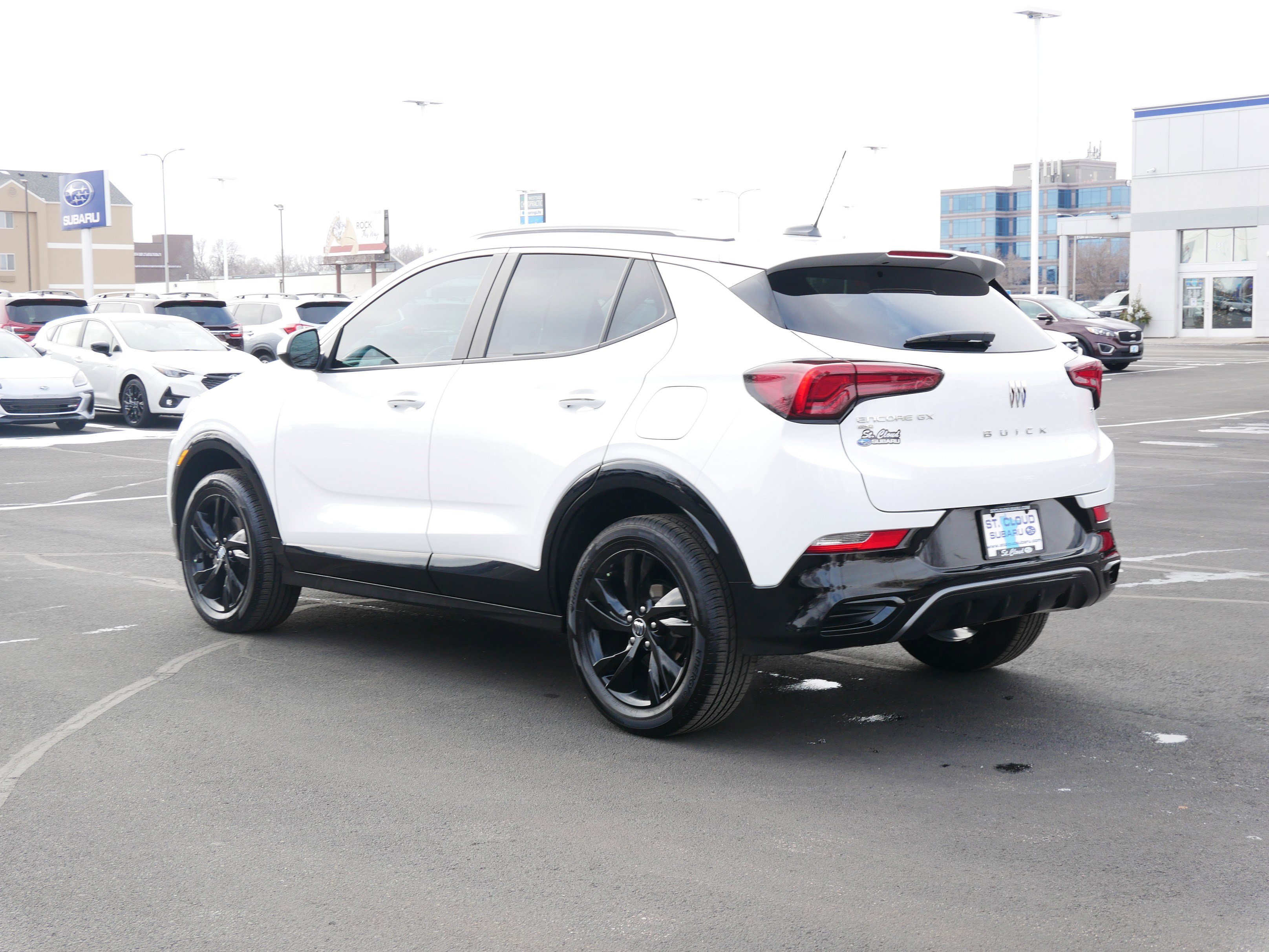 Used 2024 Buick Encore GX Sport Touring image 5