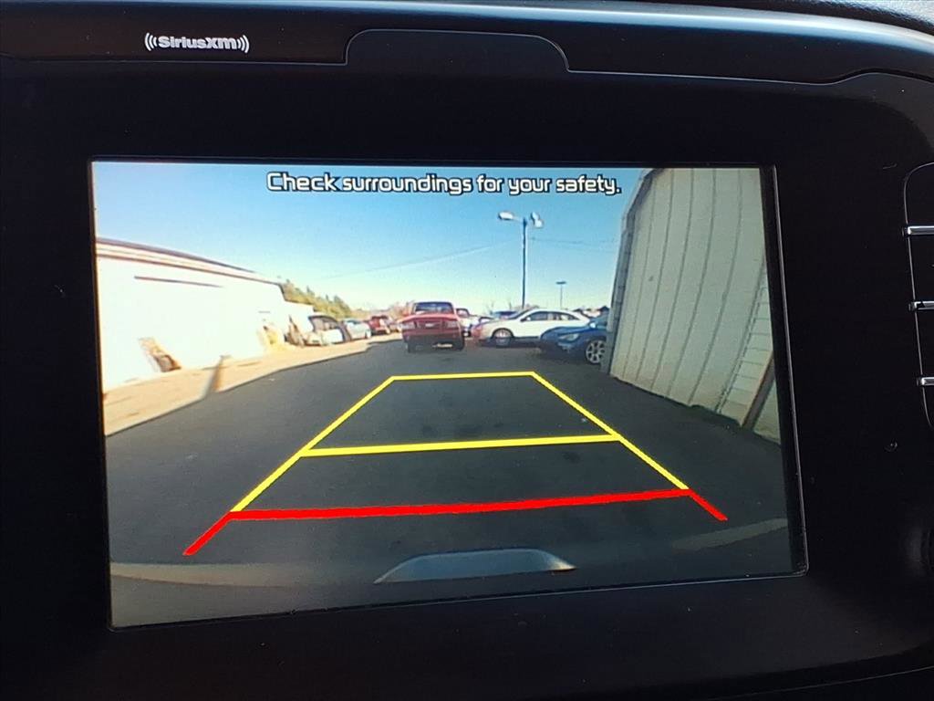 Used 2018 Kia Soul + image 9