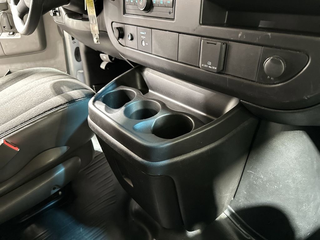 Used 2024 GMC Savana 2500 w/ Driver Convenience Package image 21