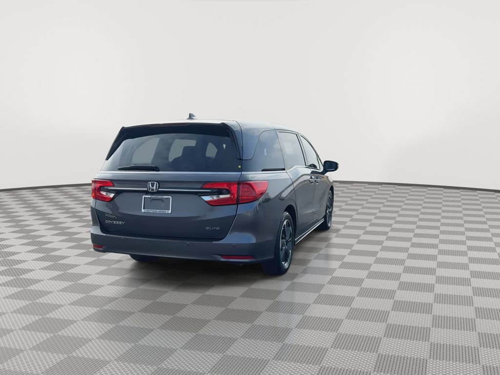 Used 2024 Honda Odyssey Elite image 8