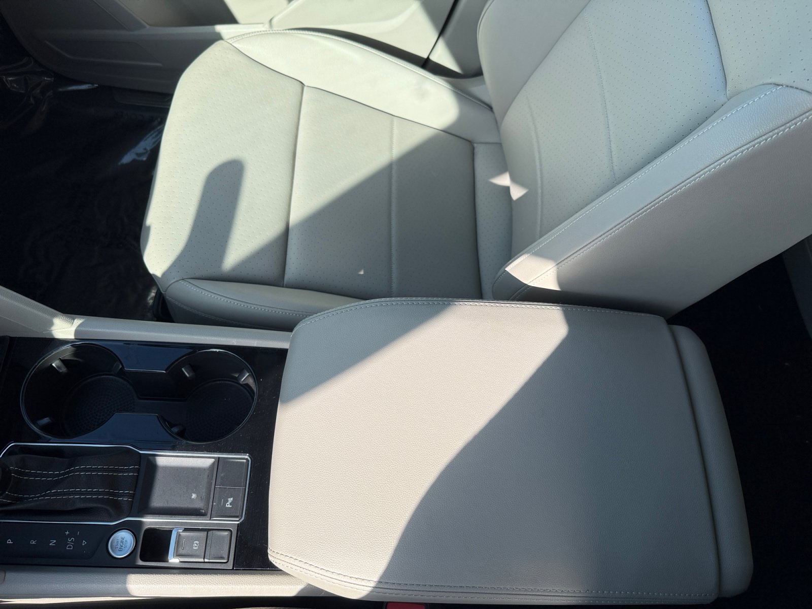 Certified 2023 Volkswagen Atlas SE FWD image 14