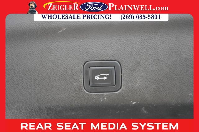 Used 2021 GMC Yukon AT4 w/ AT4 Premium Plus Package image 11