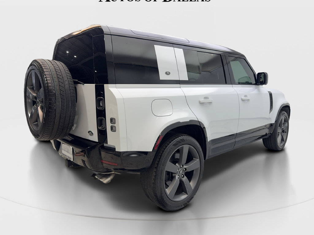 Used 2023 Land Rover Defender 110 V8 AWD/4WD image 7