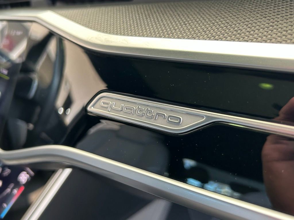 Used 2021 Audi S6 Prestige image 34