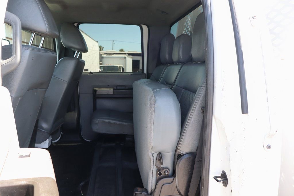 Used 2016 Ford F650 2WD Crew Cab Super Duty image 33