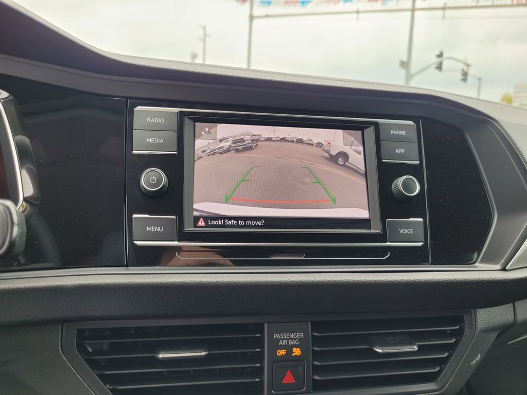 Used 2023 Volkswagen Jetta S image 17