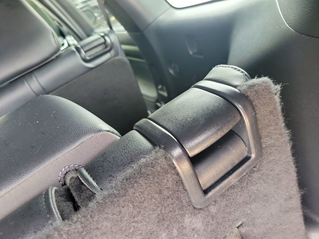 Used 2023 Toyota Highlander XSE FWD image 38