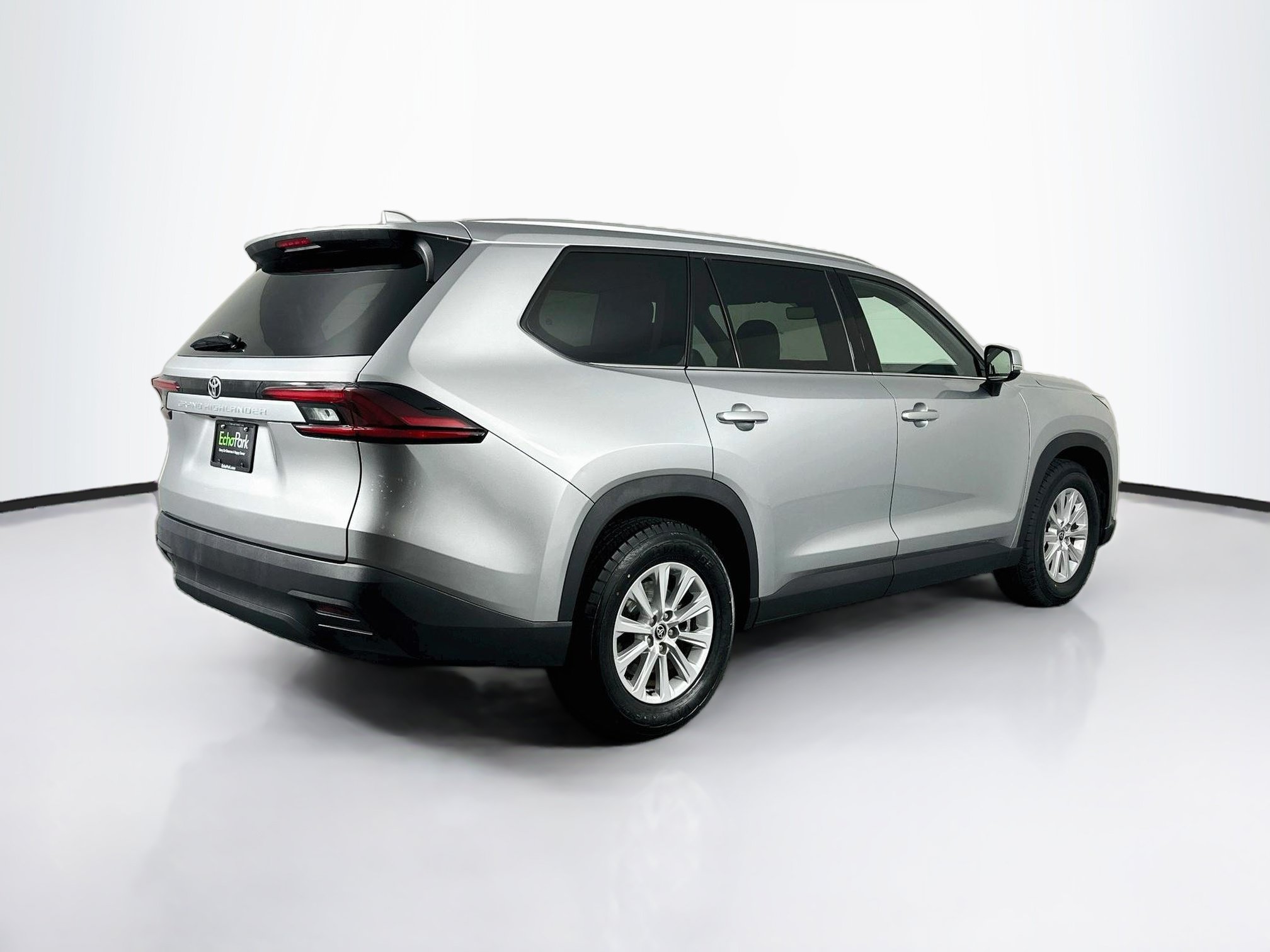 Used 2025 Toyota Grand Highlander AWD image 9