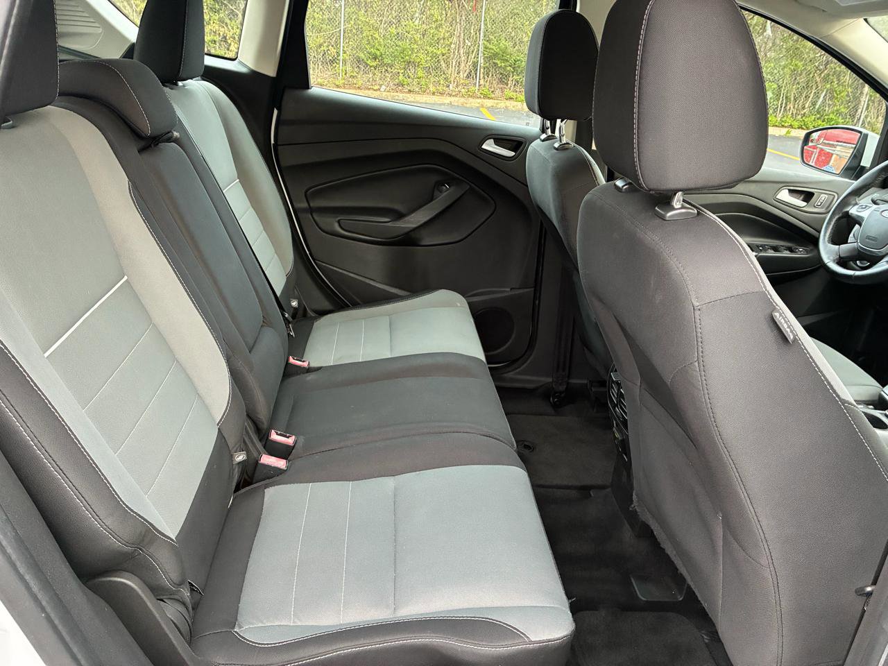 Used 2015 Ford C-MAX SE image 21